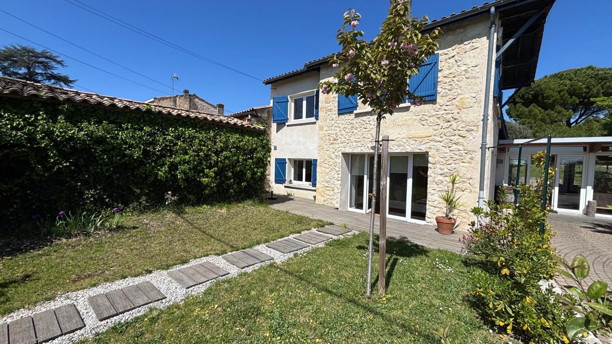 Maison De Charme Avec Jardin Et Terrasse Camblanes-et-Meynac Buitenkant foto